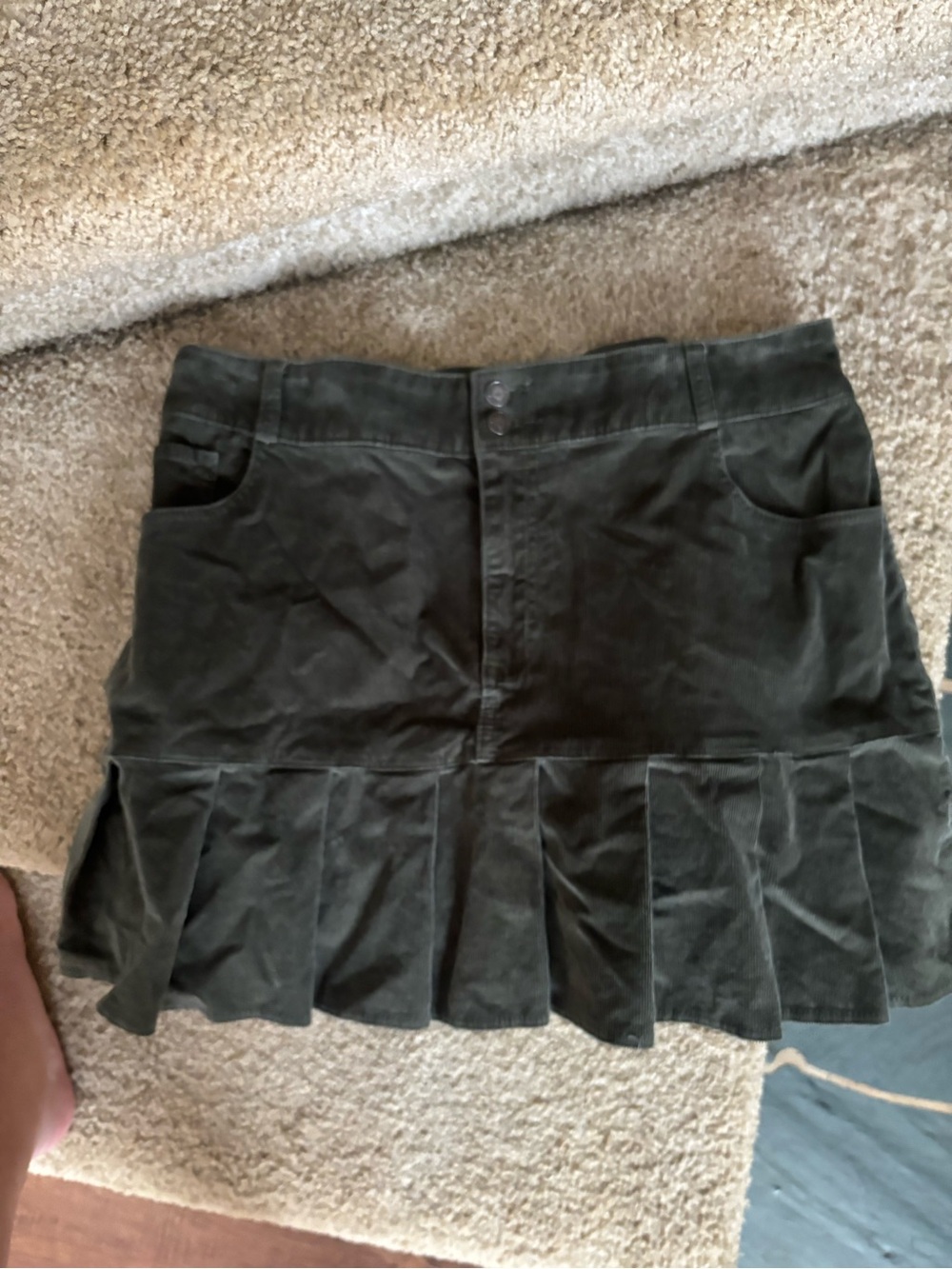 Hollister Olive Green Pleated Corduroy Mini Skirt